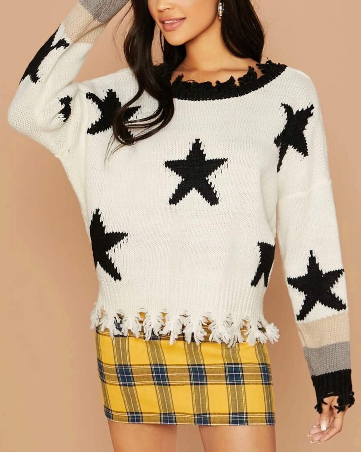 Distressed Hem Star Print Pullover Sweater in Ivory/Black