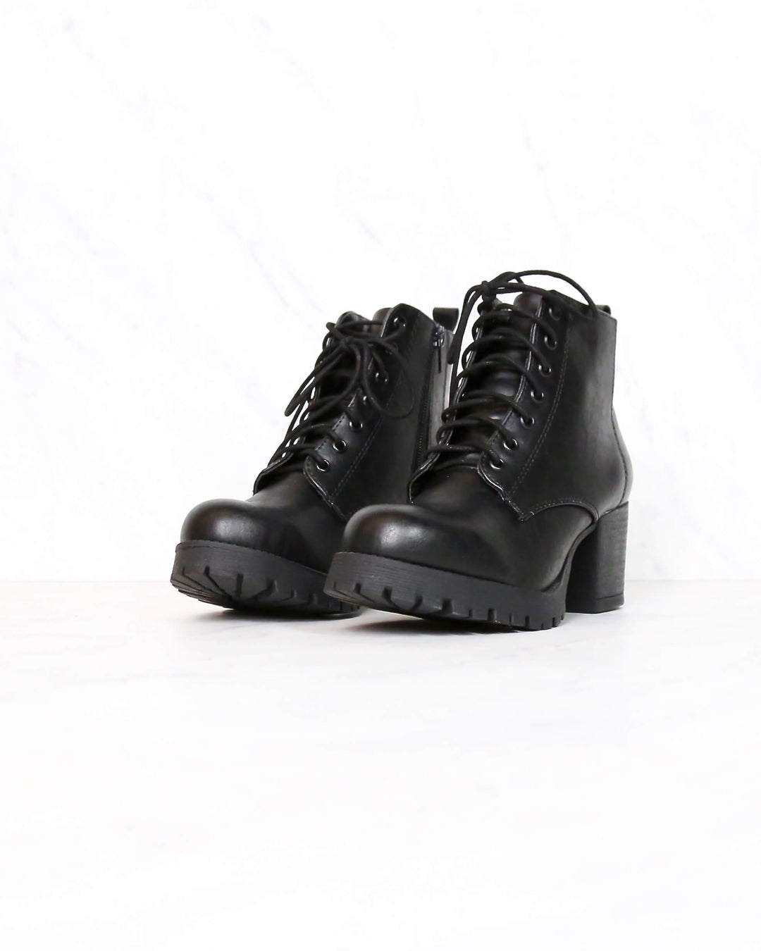 Faux Leather Lace Up Chunky Heel Combat Style Boots nevitt pu BLACK