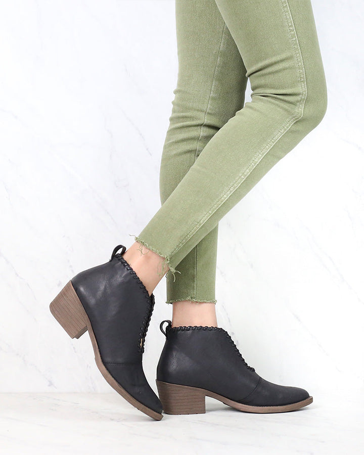 Final Sale - Very Volatile - Cavalry Ankle Booties in Black