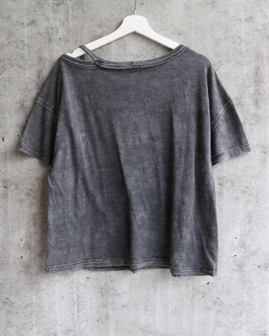 Free People - Alex Split Shoulder Tee - Charcoal