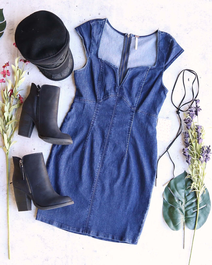 Free People - Lia Denim Bodycon Mini Dress in Blue