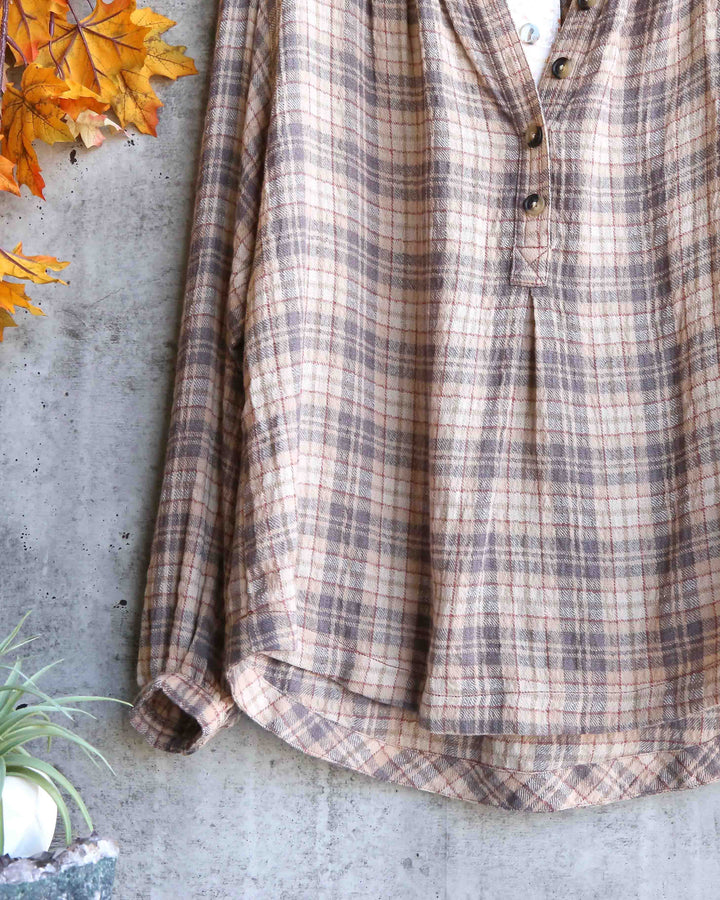 Free People - North Bound Pullover in Beige Plaid