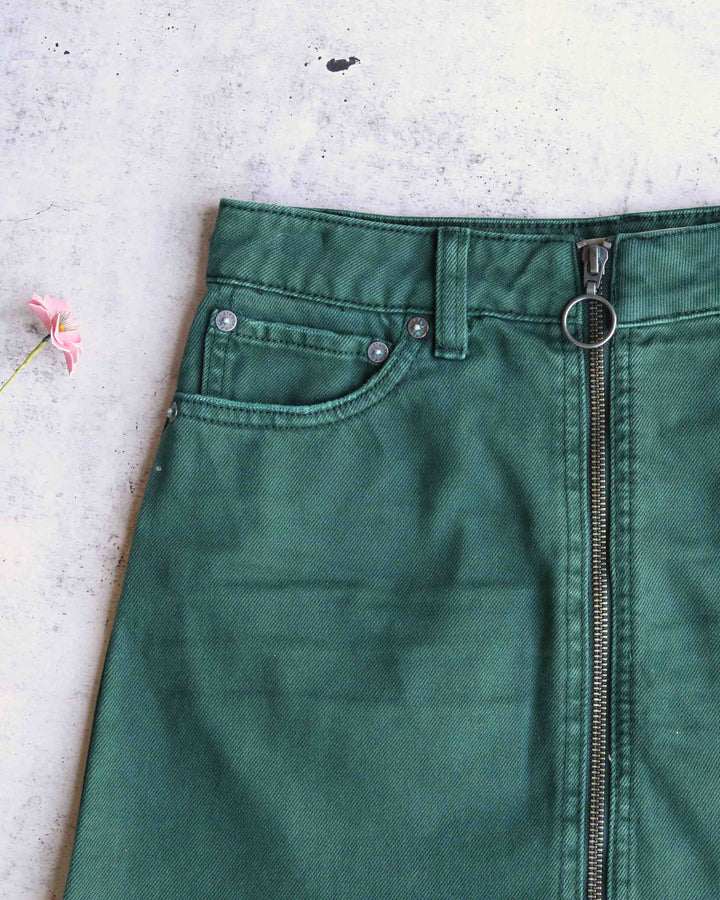 Free People - Front Zip It Up Denim Mini Skirt With Frayed Hem in Wilderness Green