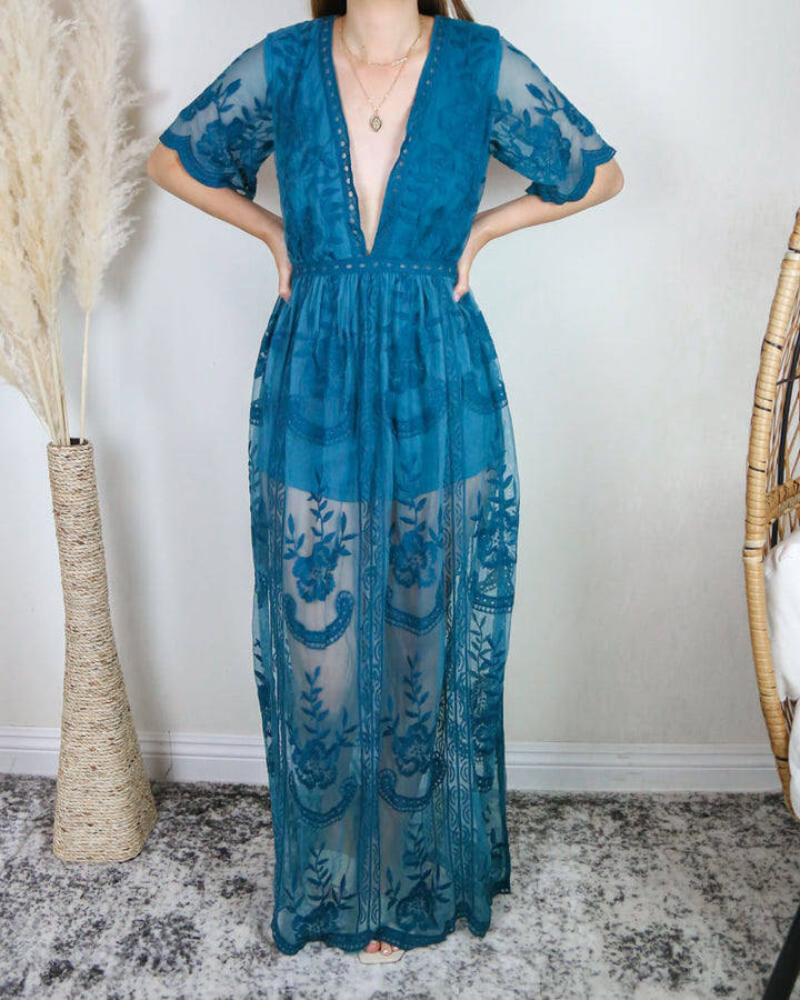 honey punch - embroidered - lace - maxi dress - v neck - short sleeve - emerald