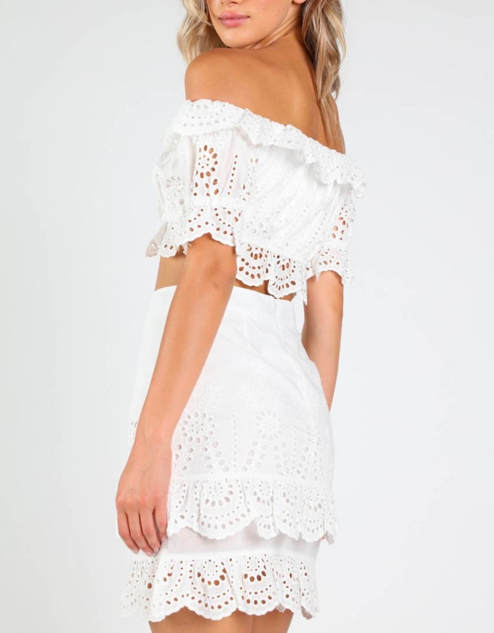 Honey Punch - Eyelet Off-The-Shoulder Crop Top in White