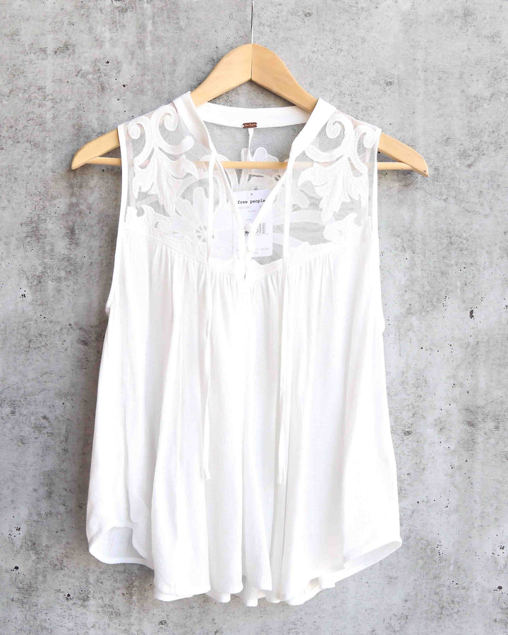Free People - Western Romance Mesh Applique Top in Ivory