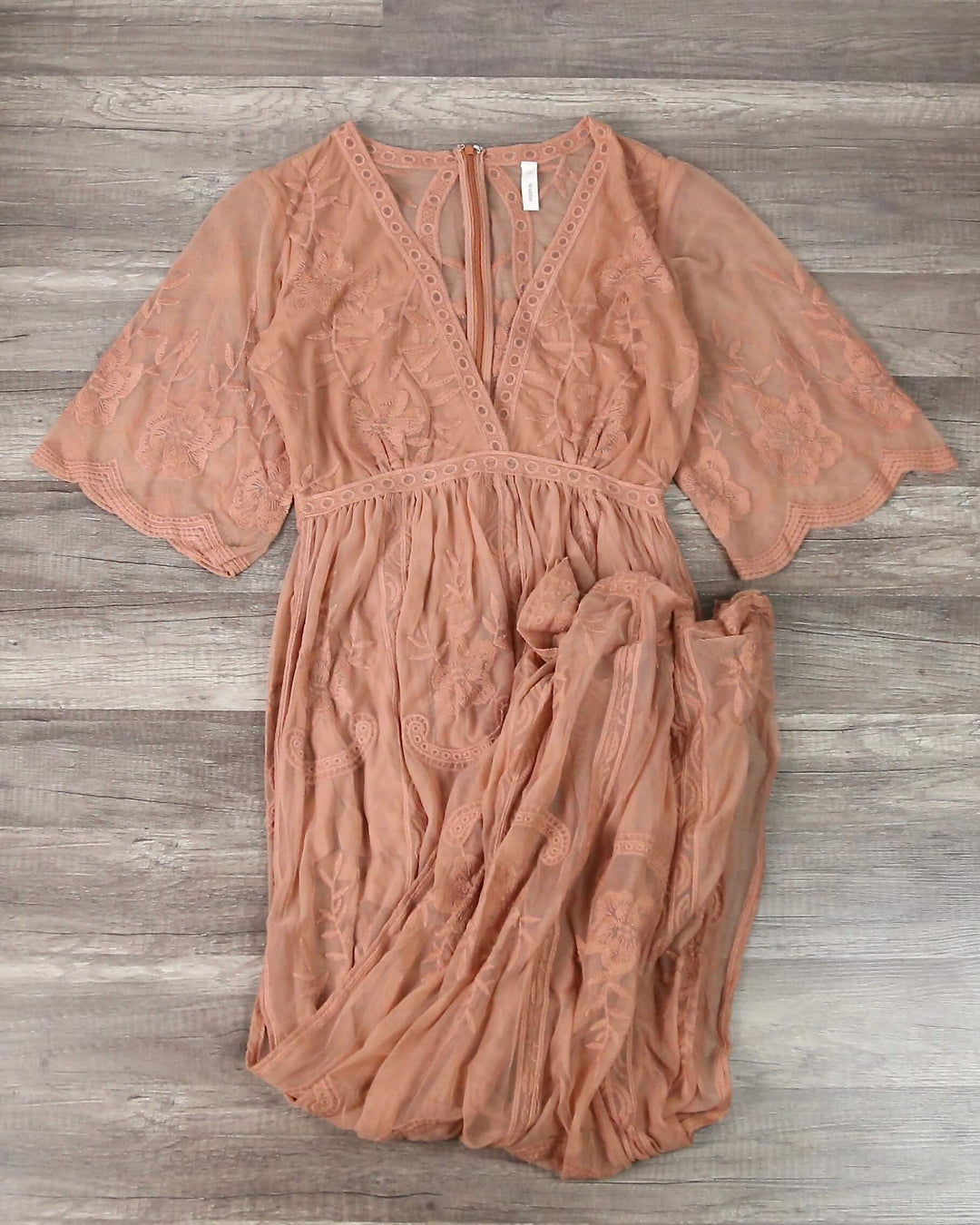 honey punch - embroidered - lace - maxi dress - v neck - short sleeve - rose