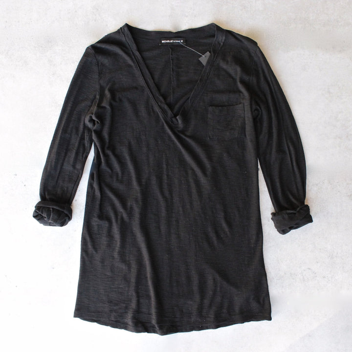 Michelle by Comune - 'Modesto' V-Neck Jersey Tee in BLACK - shophearts - 1