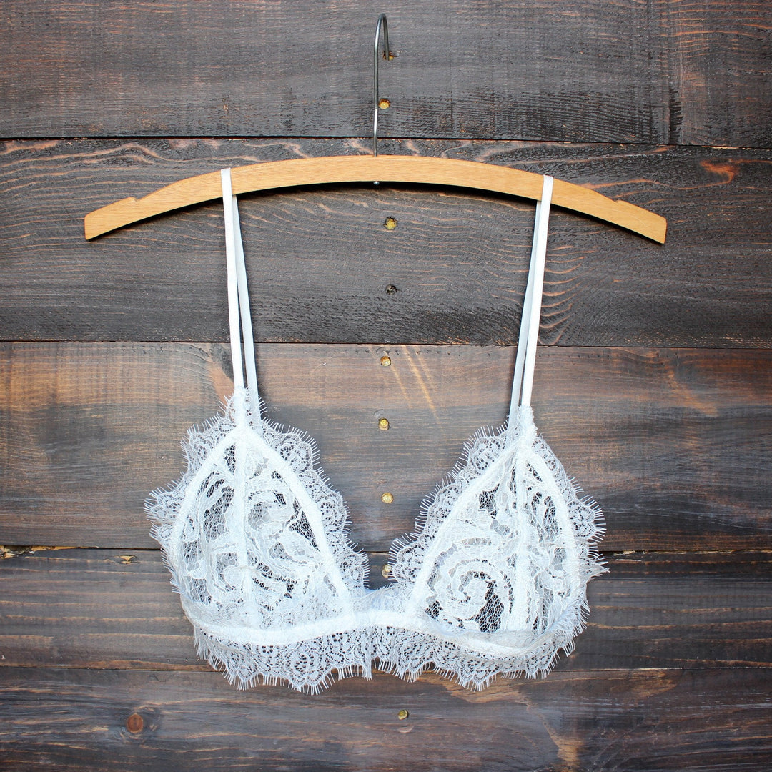 bare nothing lace bralette (2 colors - white & black) - shophearts - 2