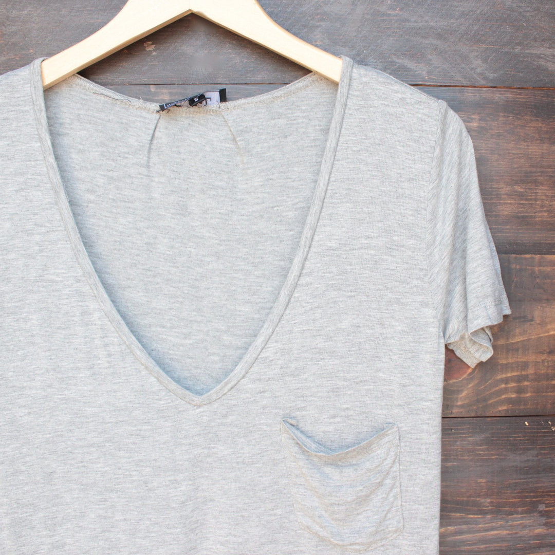 tease me oversize soft v neck tshirt in grey - shophearts - 3