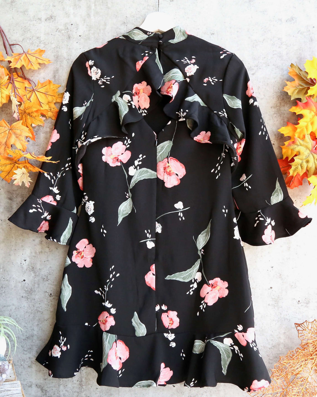 Final Sale - MINKPINK - Floriana Cut Out Back Dress in Black