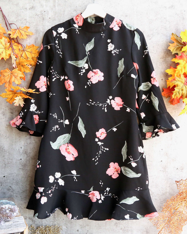 Final Sale - MINKPINK - Floriana Cut Out Back Dress in Black