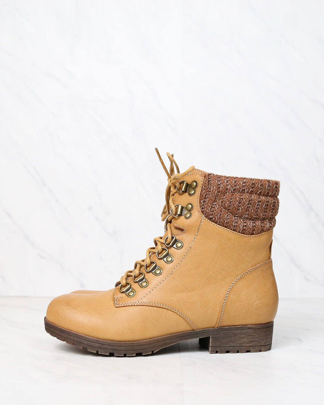 Final Sale - Sierra Falls Boots in Tan