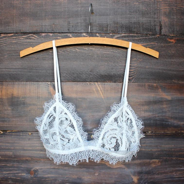 bare nothing lace bralette (2 colors - white & black) - shophearts - 1