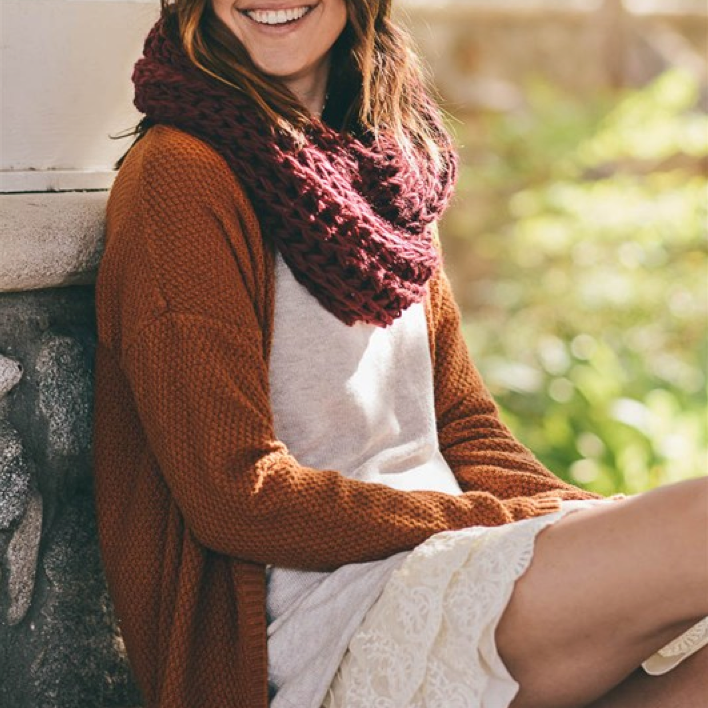 chunky braided knit infinity scarf - shophearts - 3