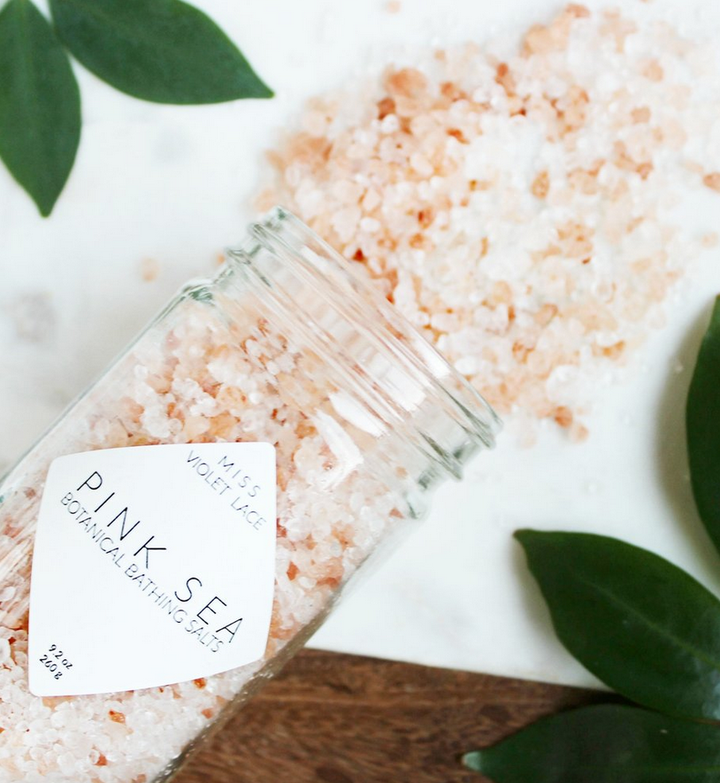 miss violet lace - pink sea bathing salts - shophearts - 3