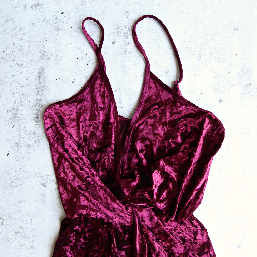 Reverse - Keep Talking Crushed Velvet Dress in Burgundy