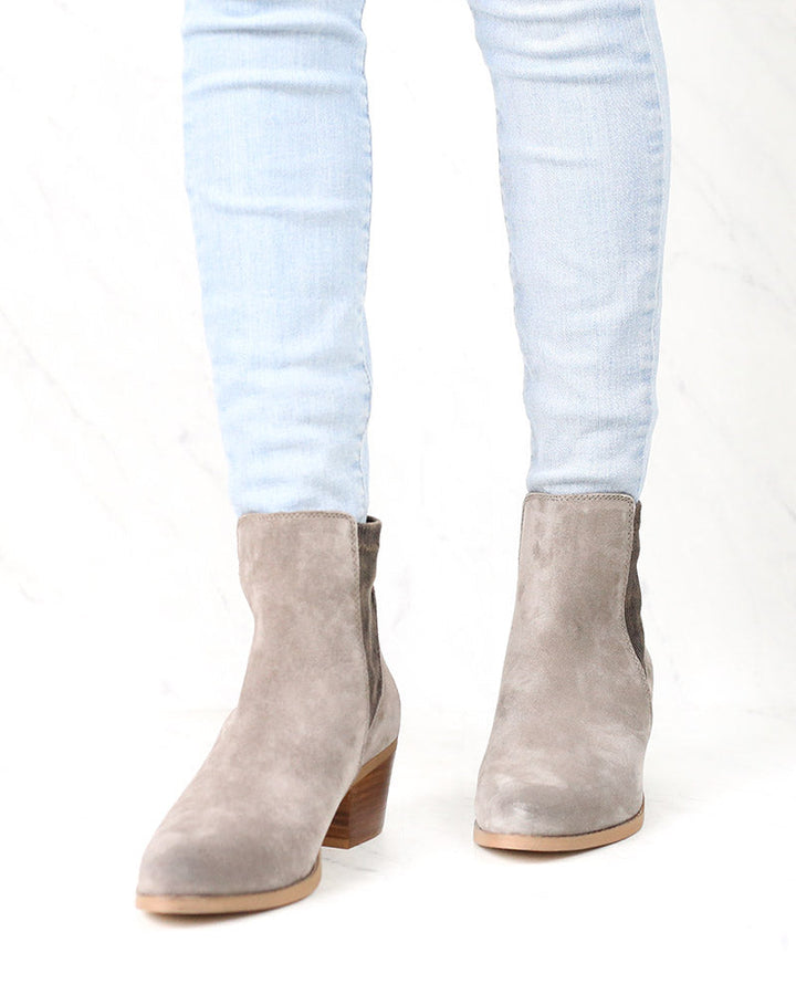 Very Volatile - Women's Raya Suede Leather Ankle Bootie - Taupe Suede