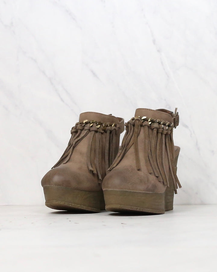 Sbicca - Allegretto Fringe Platform Wedges in Taupe