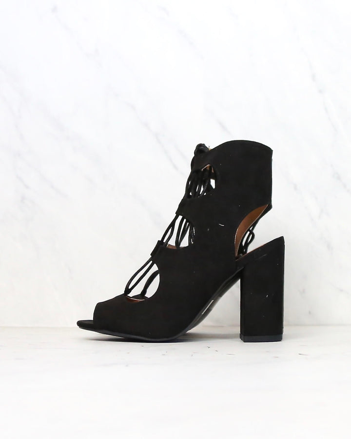 Suede Lace Up Heel Sandals in Black