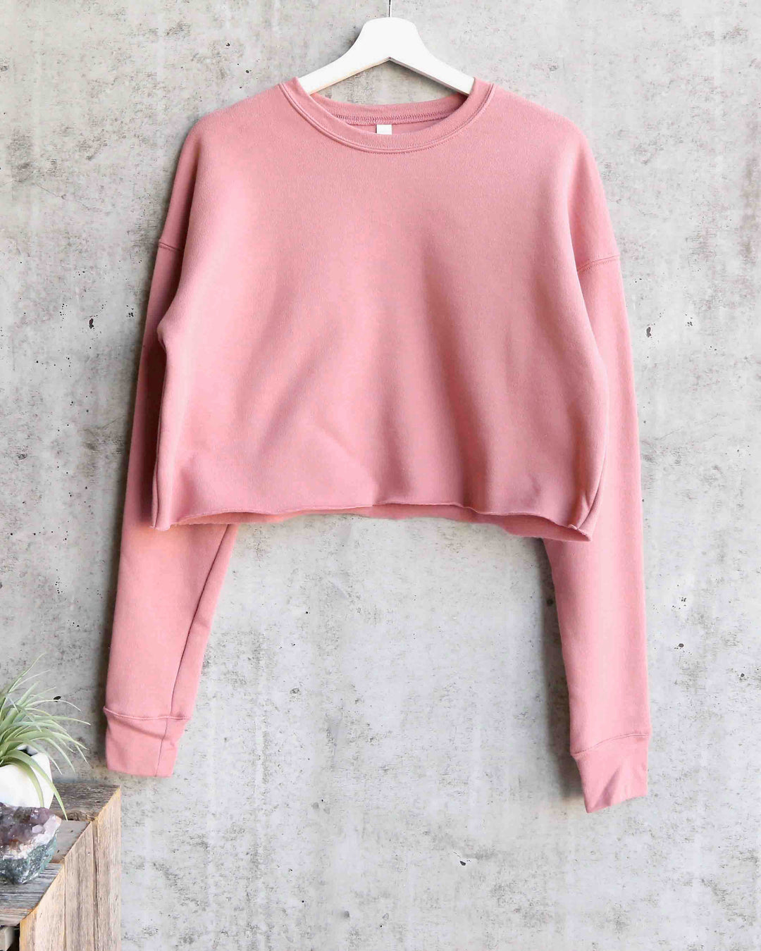 Distracted - Women's Cropped Crew Fleece Sweater in Mauve