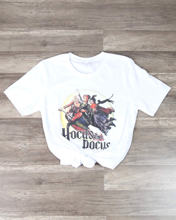 Distracted - Hocus Pocus Halloween Graphic Tee in White