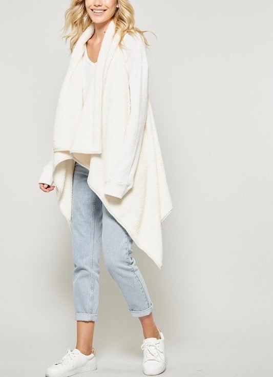 Fly Away Faux Shearling Vest in Ivory Pearl