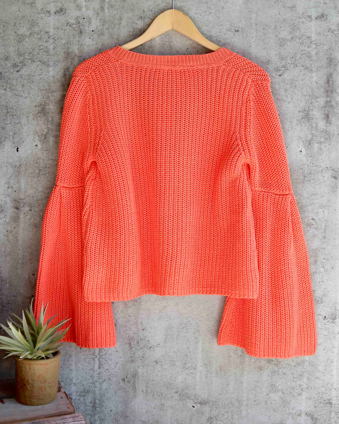 Free People - Damsel Cable Knit Pullover in Coral