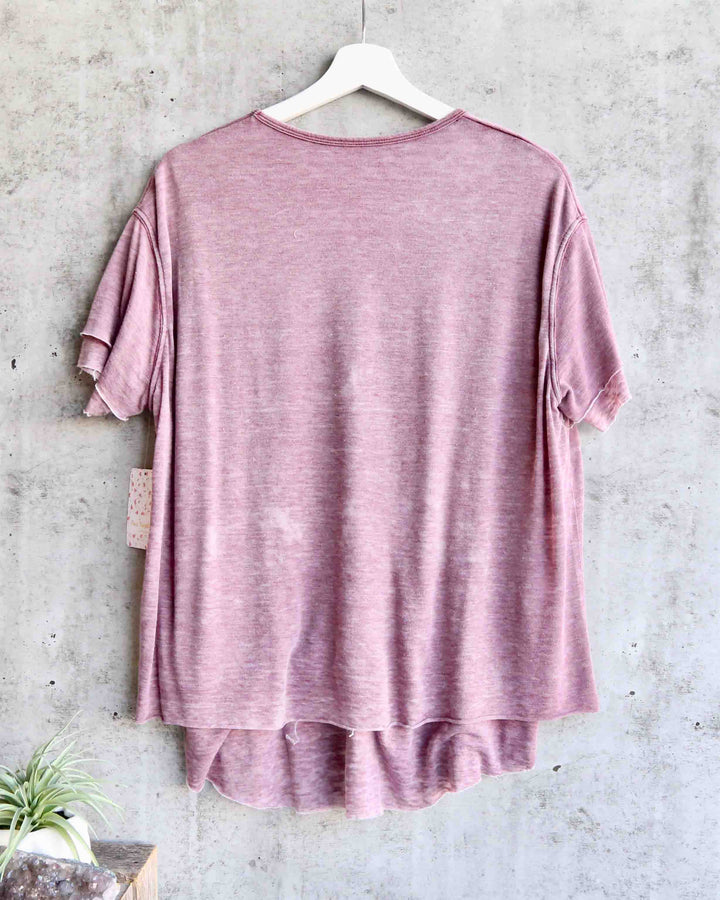 Free People - We The Free - Cloud 9 Frayed Hem Knit Tee in Sangria