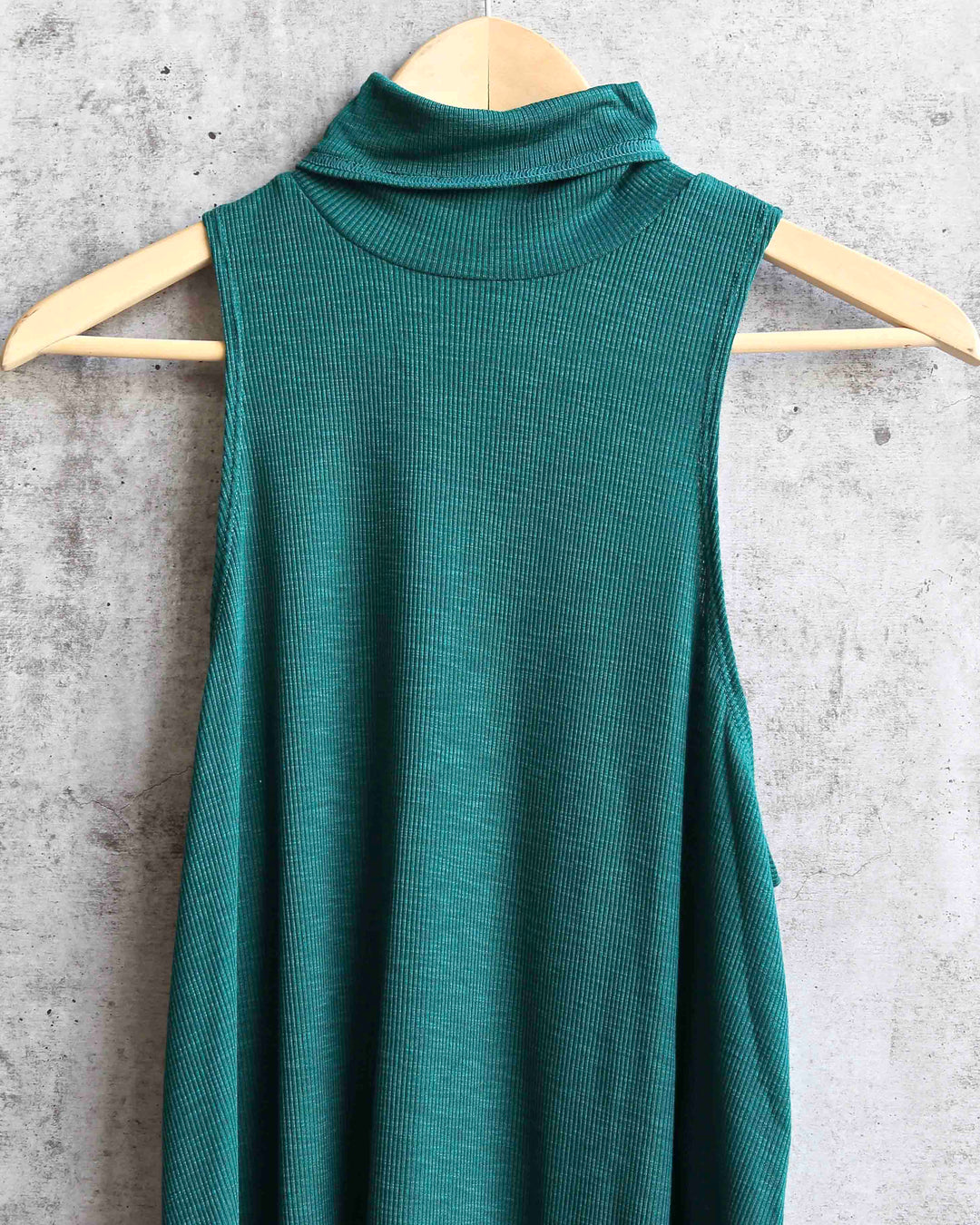 Free People - Topanga Sleeveless Turtleneck in More Colors