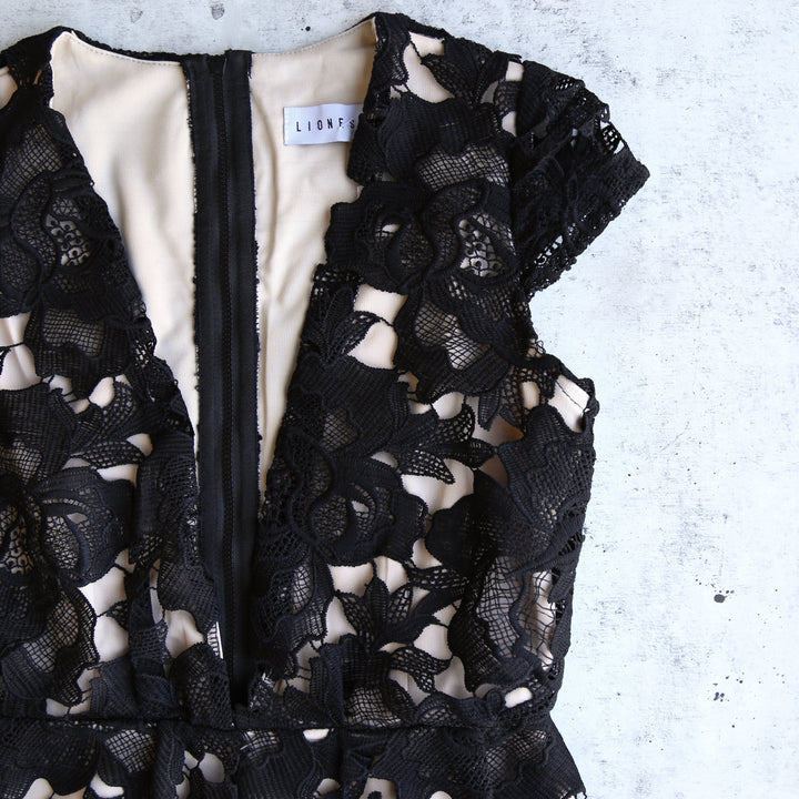 Lioness - Floral Applique Deep Plunge Tailored Romper in Black