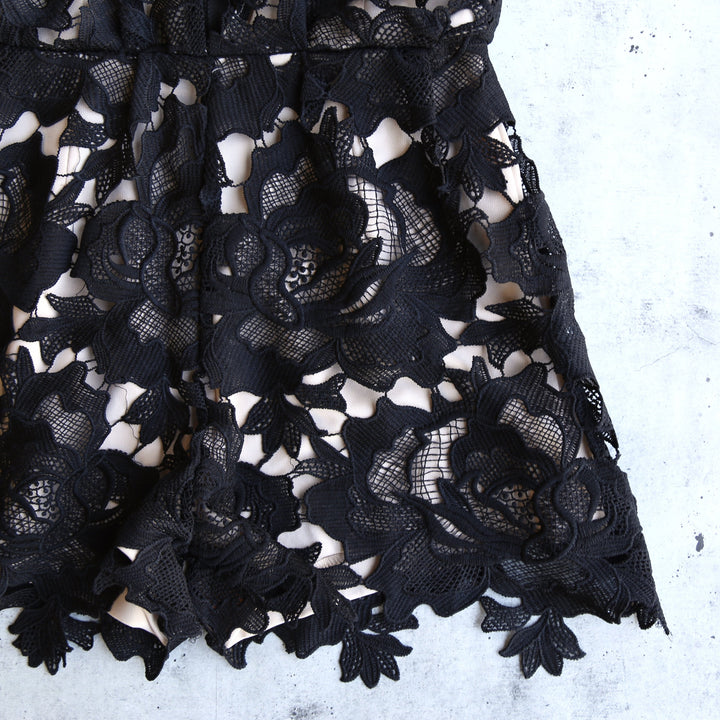 Lioness - Floral Applique Deep Plunge Tailored Romper in Black