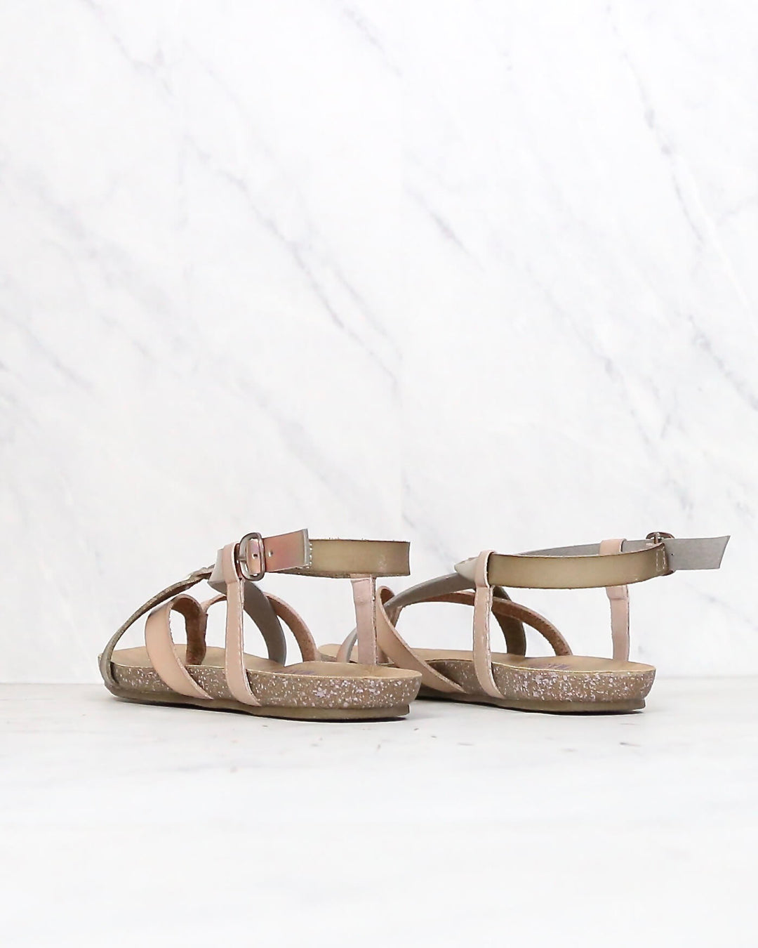 Blowfish - Women's Granola-B Fisherman Sandal in Blonde/Pearl Rosegold/Blush Dye Cut