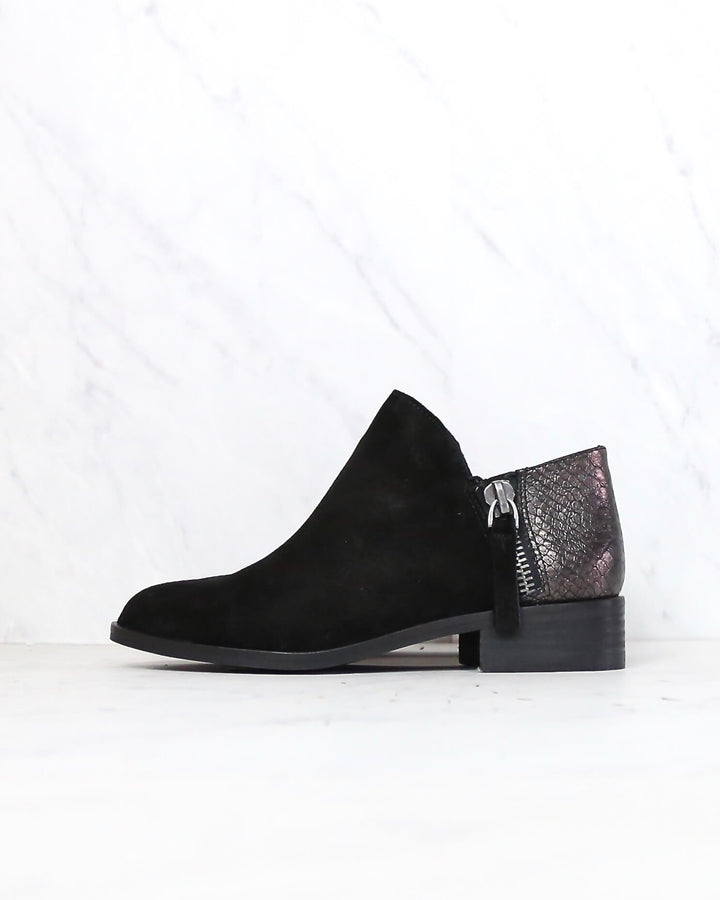 Very Volatile - Women's Greyson Ankle Bootie - black