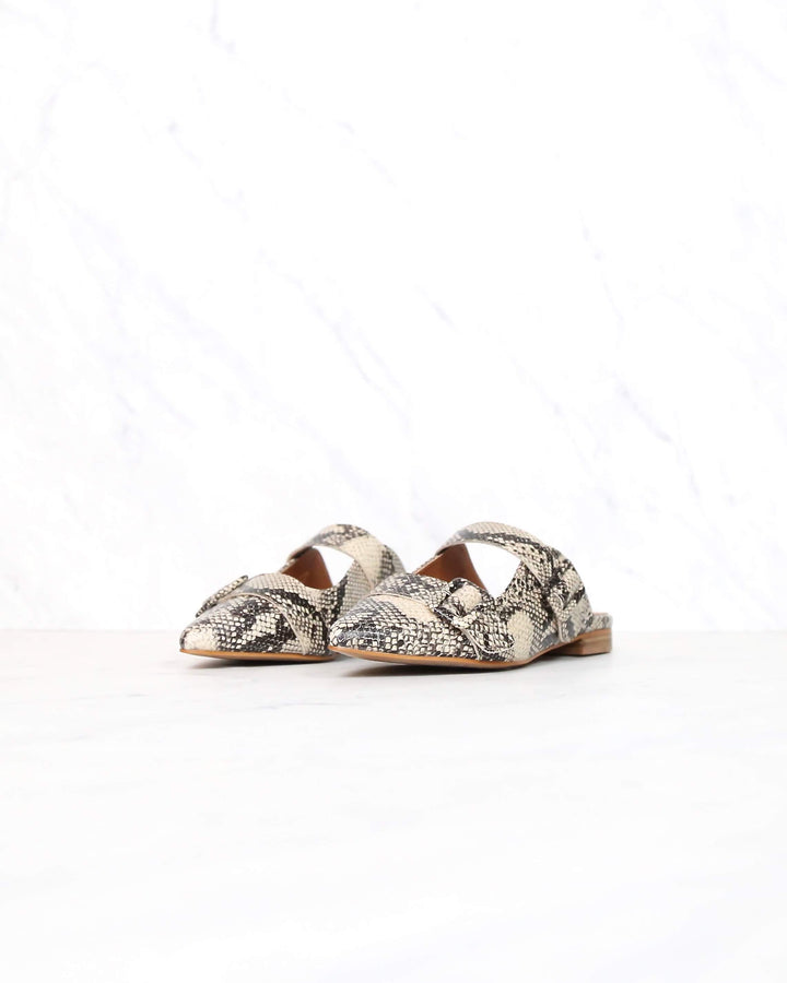 miracle miles (Mi.iM) - hannah pointed toe beige/black snakeskin mule