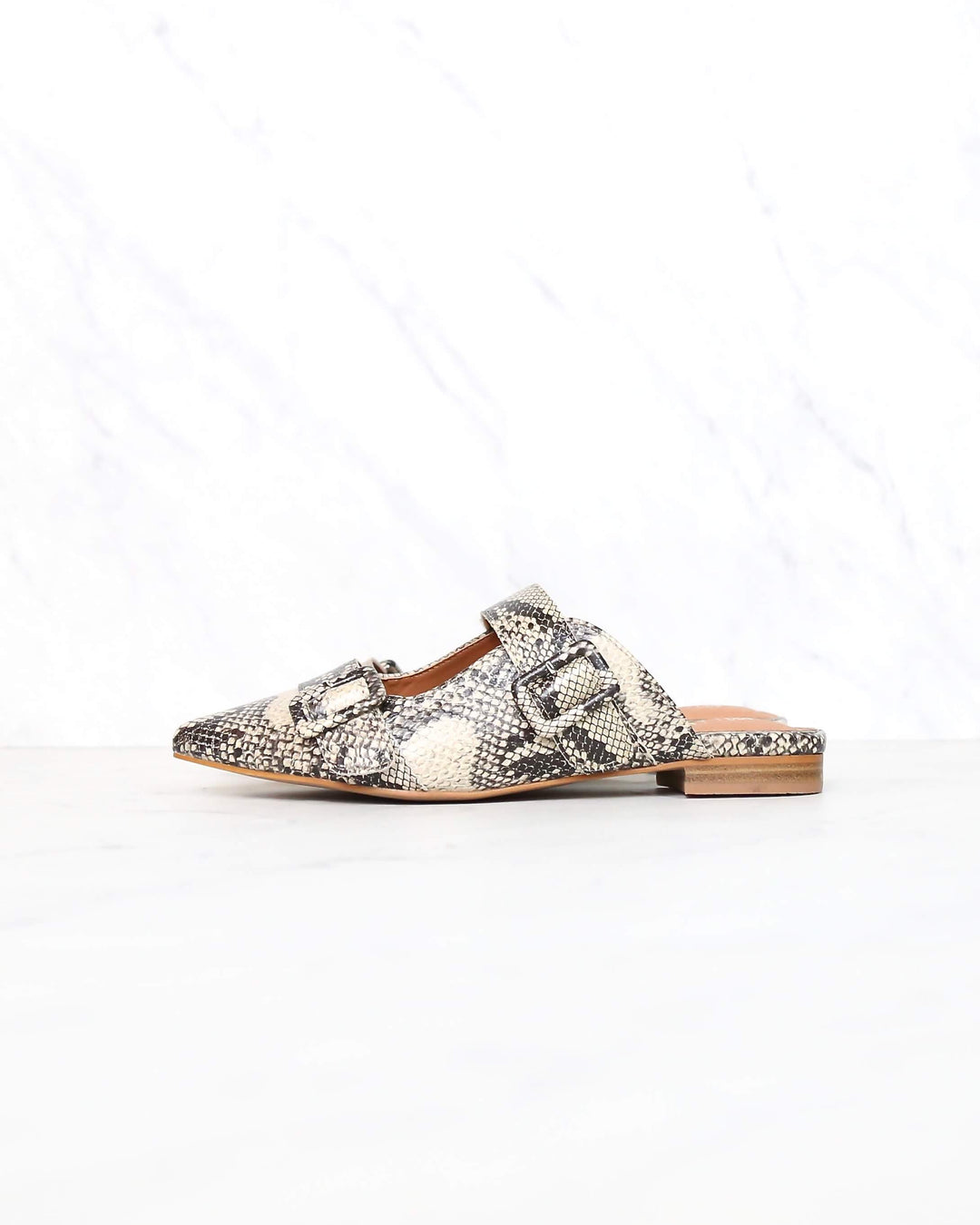 miracle miles (Mi.iM) - hannah pointed toe beige/black snakeskin mule