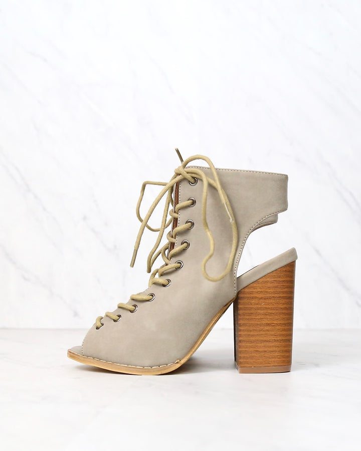 Minimalist Lace Up Peep Toe Heel in Beige