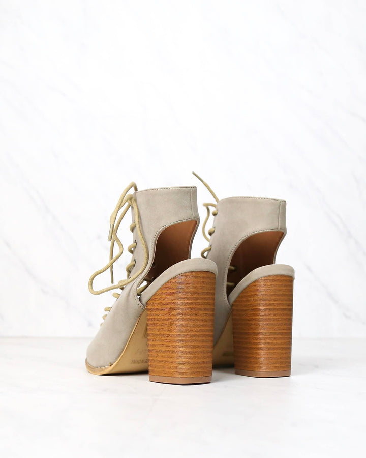 Minimalist Lace Up Peep Toe Heel in Beige