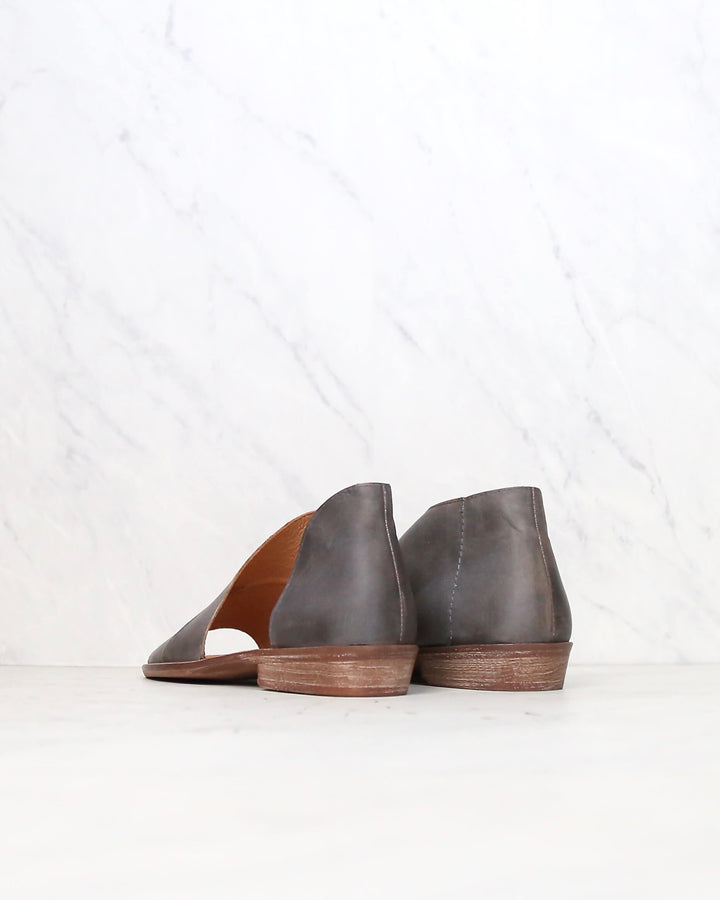 Free People - Mont Blanc Open Toe Sandal in Dark Grey