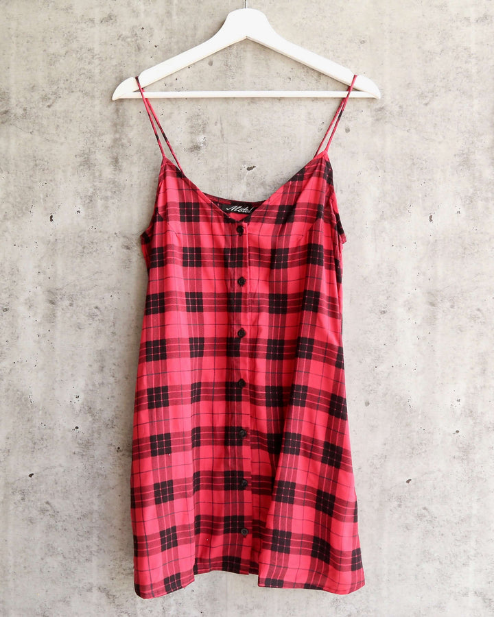 Motel - Sanna Slip Dress in Winter Plaid Red/Black