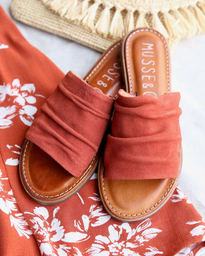 Musse & Cloud - Kennice Mule Flat Sandal in Suede Tej