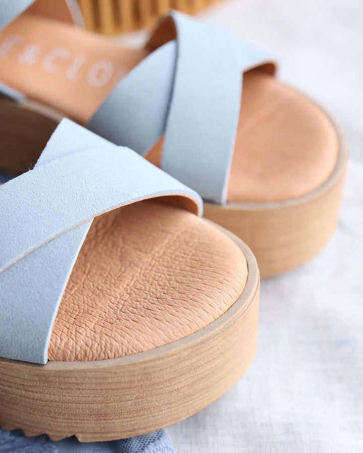 Musse & Cloud - Isabel Sporty Strappy Platform Sandal in Suede Blue Sky