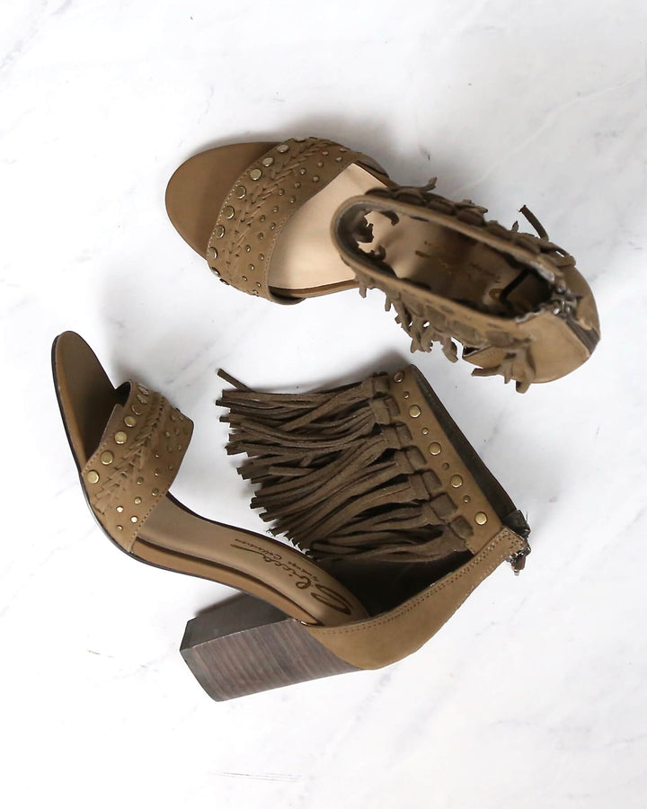 Sbicca - Palooza Fringe Heels in Khaki