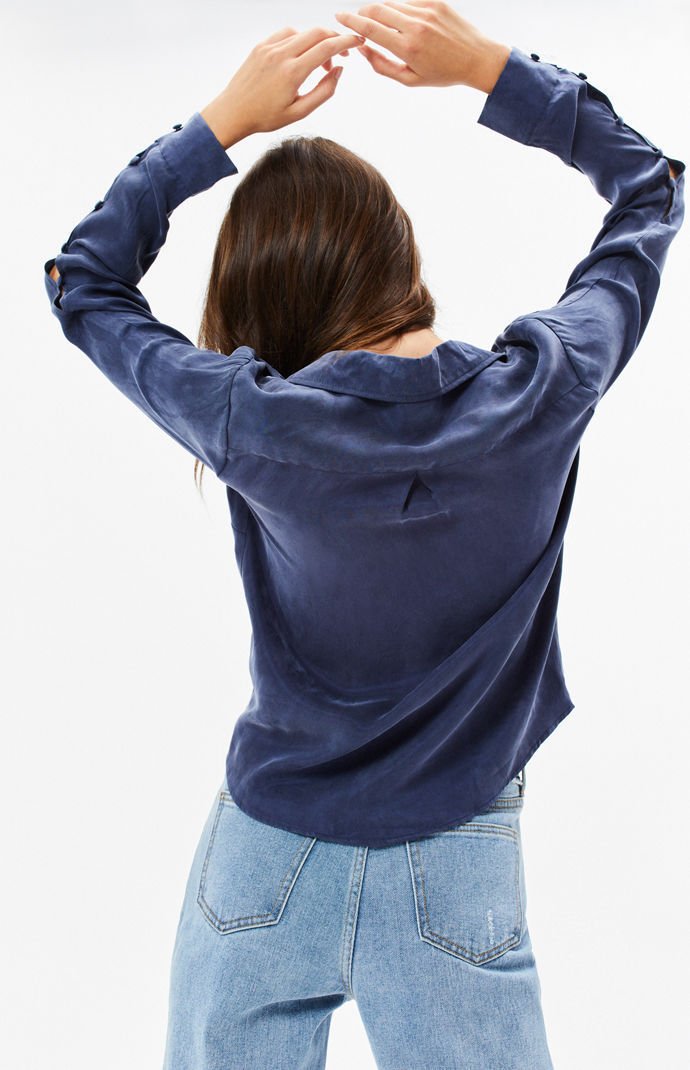 Final Sale - Somedays Lovin - Downtown Tie Front Shirt in Midnight Navy