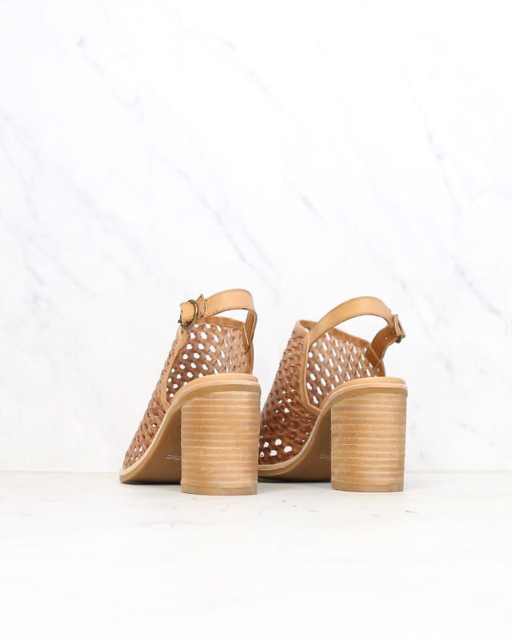 Sbicca - Vanda Women's Woven City Heel with Ankle Strap in Tan